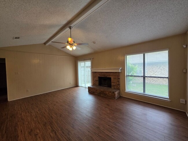 Building Photo - 4724 Berridge Ln
