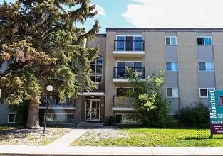Building Photo - Delburn House Apartments