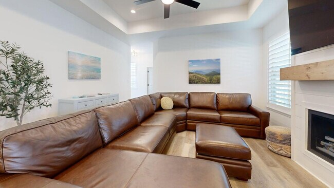 Building Photo - 1762 Dakota Ln