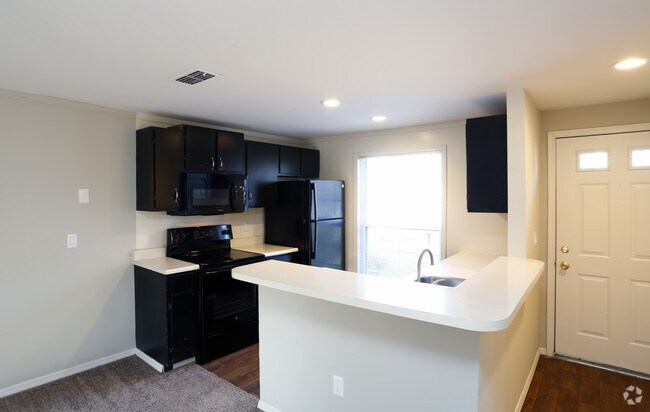 Cocina moderna - Prime Apartments and Townhomes at Ridgeway