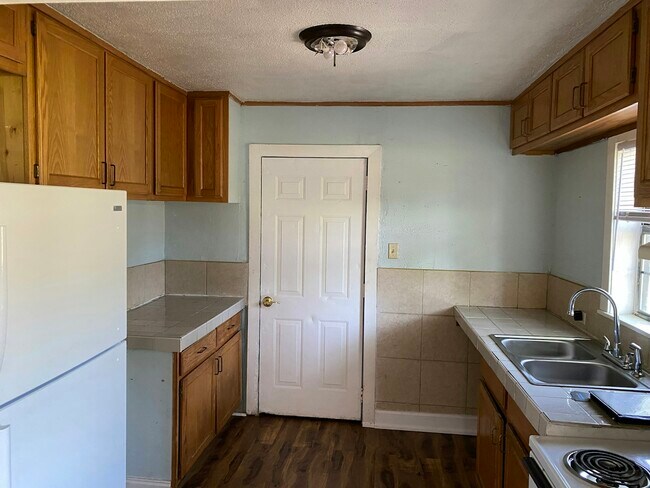 Foto del edificio - 308 Tuscan Ave