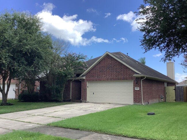Building Photo - 4811 Chase Stone Dr