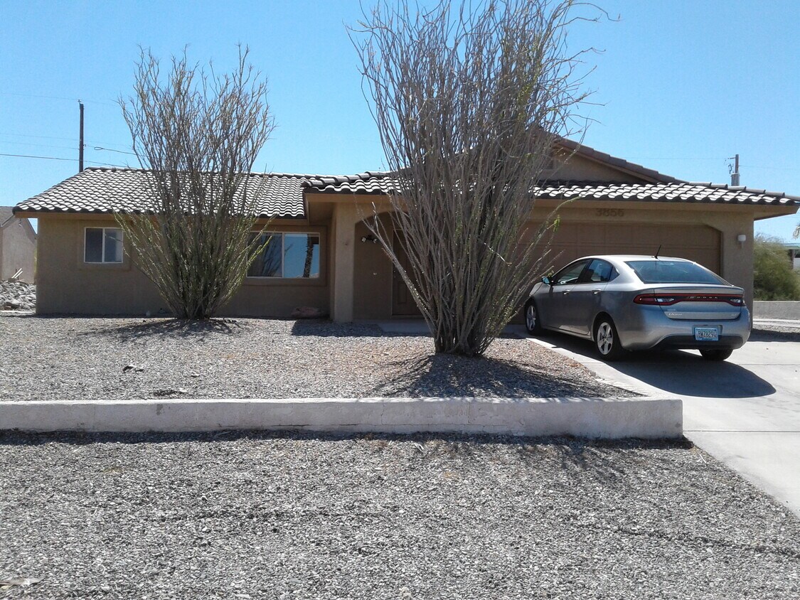 3856 Osage Dr, Lake Havasu City, AZ 86406 House Rental in Lake Havasu