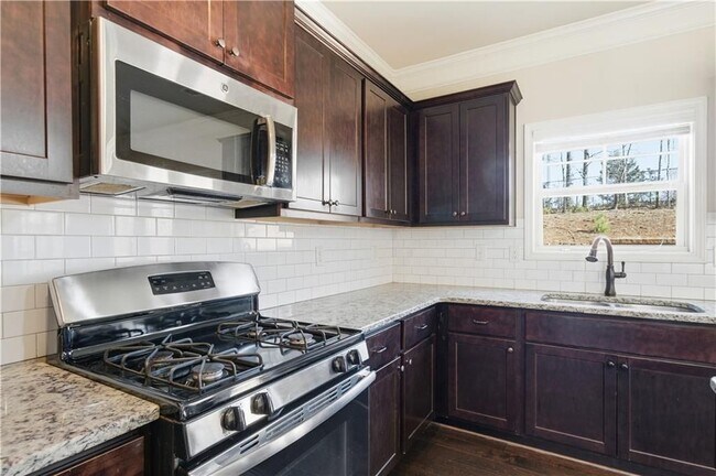 Foto del edificio - 4450 Pleasant Woods Dr