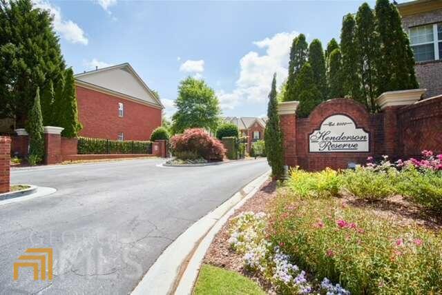 Primary Photo - 3463 Henderson Reserve
