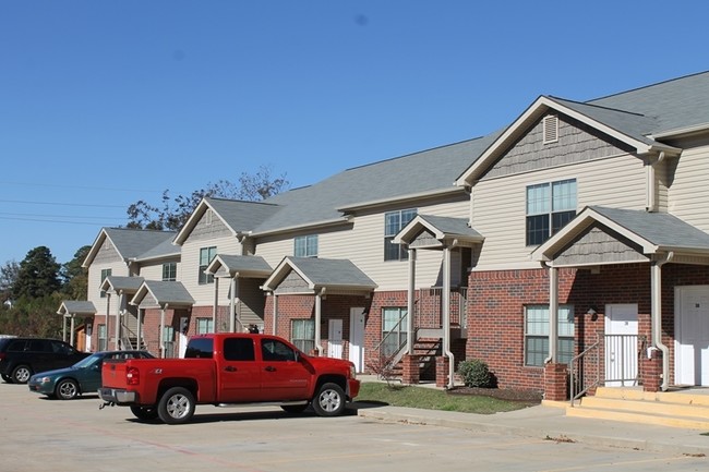 Building Photo - Pecan Haven