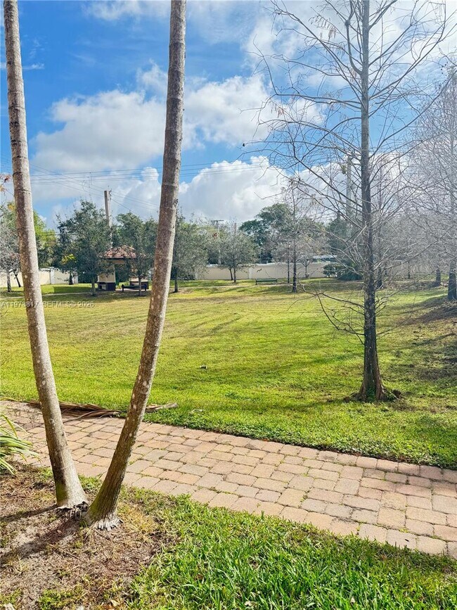 Foto del edificio - 7658 NW 88th Terrace