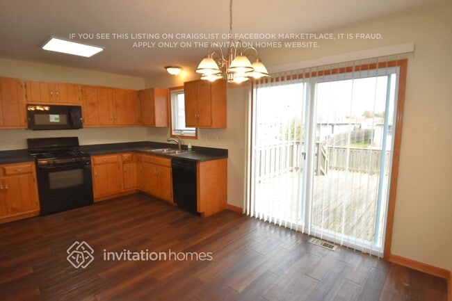 Foto del edificio - 1722 Mystic Dr