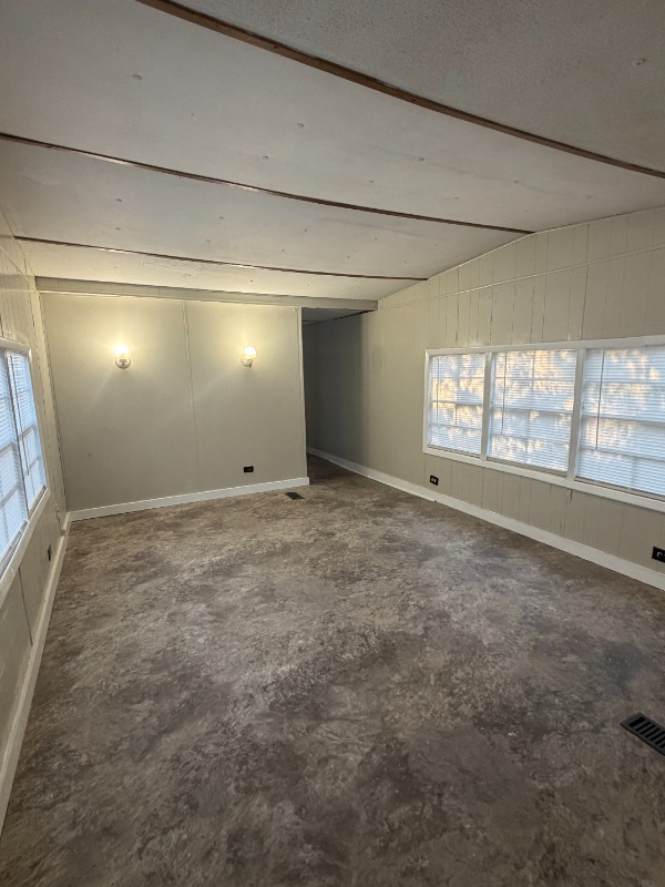 Foto del edificio - 129 Edwards St SE