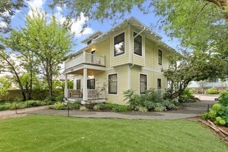 Building Photo - 3939 Burke Ave N