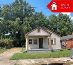 Building Photo - 2442 Zanone Ave