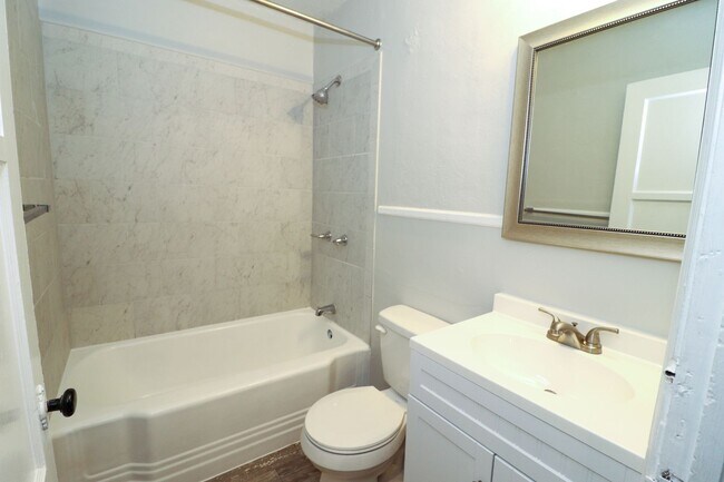 Foto del edificio - 2 Bedroom House Near University of Lynchburg