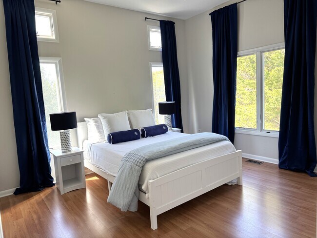 dormitorio principal - 1900 Virginia Ave