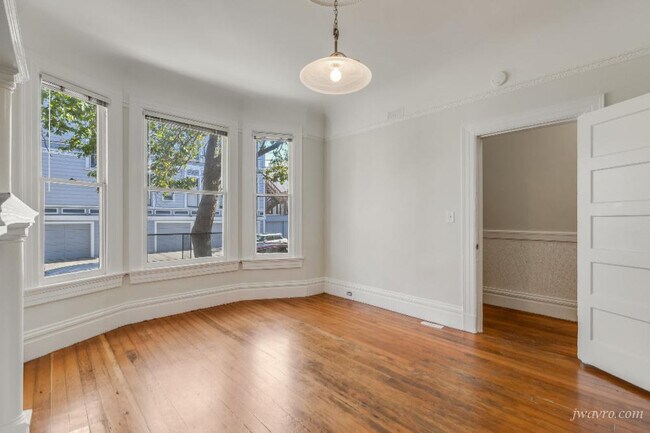 Building Photo - 3056 22nd St