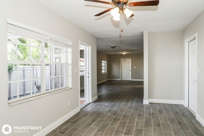 Foto del edificio - 9311 SW 38th St, Miami, FL 33165