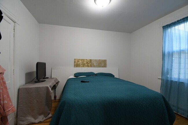 Foto del edificio - 4658 Bronx Blvd