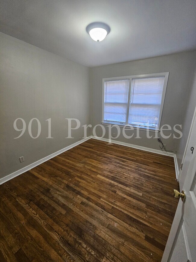 Foto del edificio - 1612 Hopewell Rd