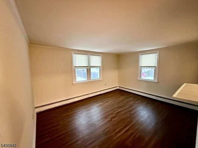 Foto del edificio - 10 Clover Pl