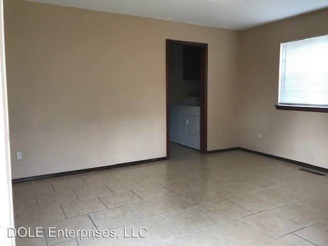 Building Photo - 2 br, 1 bath Apartment - 1207-A East 9th