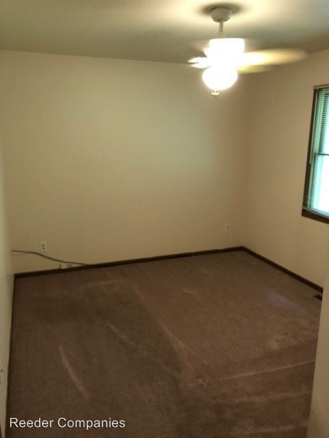 Building Photo - 4 br, 2 bath House - 2730 W. 63rd Lane