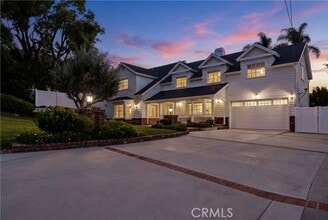 Building Photo - 5188 Vista Miguel Dr