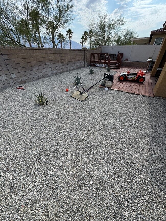 Building Photo - 62555 S Starcross Dr