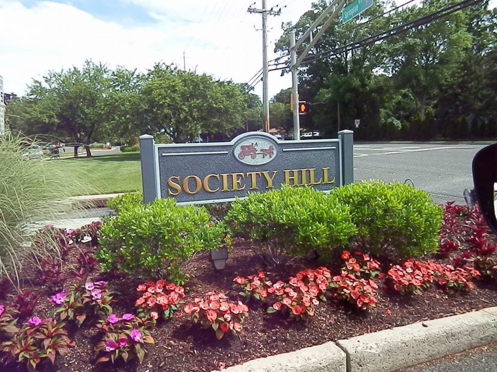 Primary Photo - Society Hill Townhome For Rent