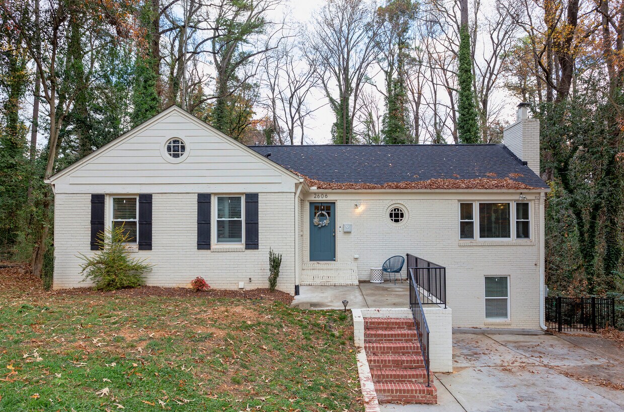 Primary Photo - 2606 Wade Ave