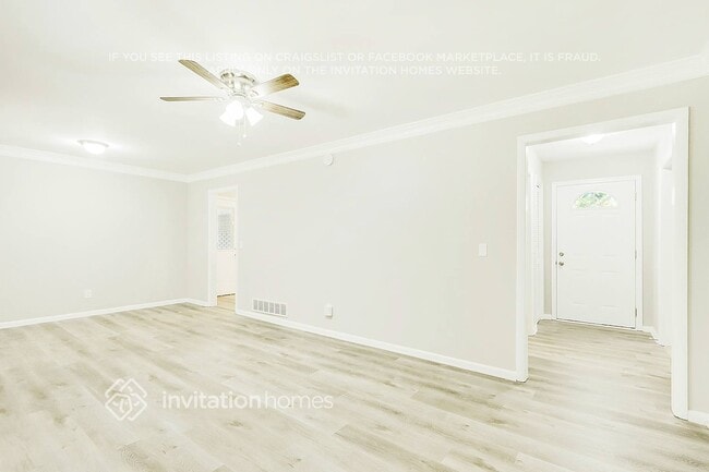 Building Photo - 808 Parkstone Dr