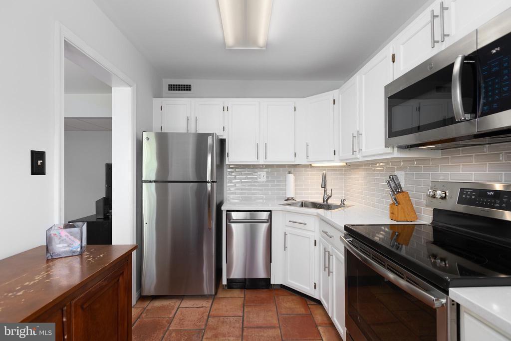 Foto principal - 1900 Key Blvd