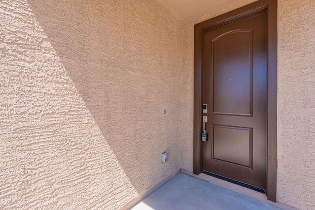 Building Photo - 2664 E Rosario Mission Dr