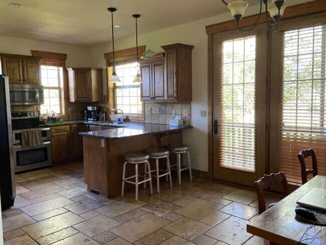 Foto del edificio - 3 bed, 3 bath Duplex in Driggs