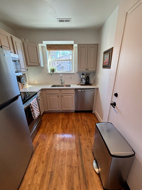 Kitchen renovated in 2020. - 512 Chesterfield Ave