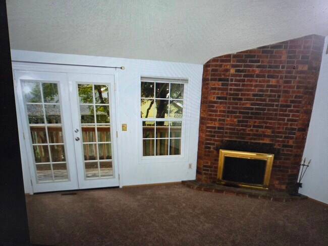 sala de estar - 15177 SW Barcelona Way