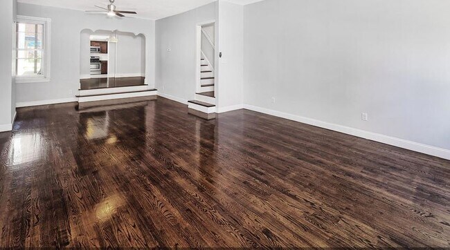 Foto del edificio - 3845 Terrace St