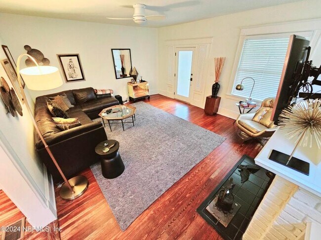 Foto del edificio - 1 bedroom in Jacksonville FL 32205