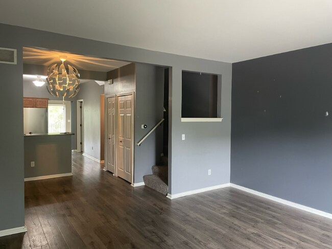 Building Photo - 2157 Knotty Pine Tr