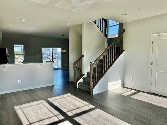 Foto del edificio - 2484 Westwind Blvd