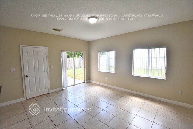 Foto del edificio - 13720 SW 127th Ct