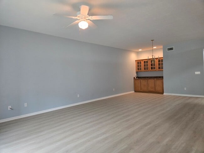 Building Photo - Beautiful & Spacious 3-Bedroom Home in Gated Community – 2-Car Garage!