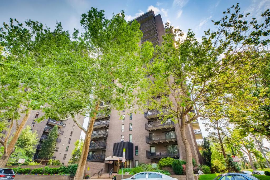 Primary Photo - 480 S Marion Parkway #303