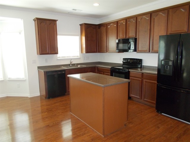 Building Photo - 5819 Parkstone Drive
