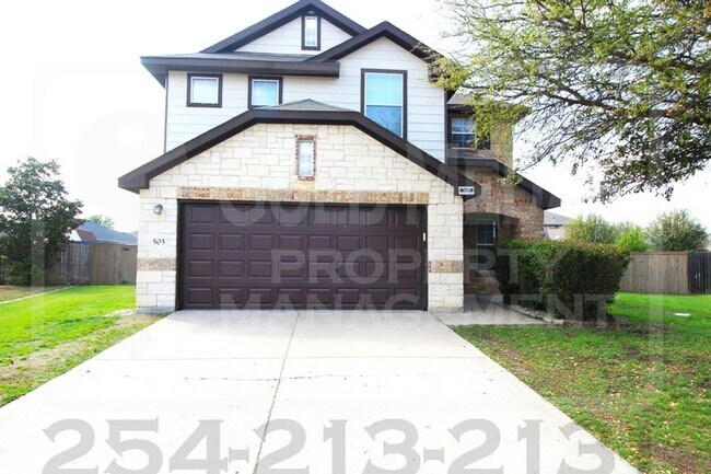 Building Photo - Stunning 4-Bedroom 3-Bathroom home with a ...