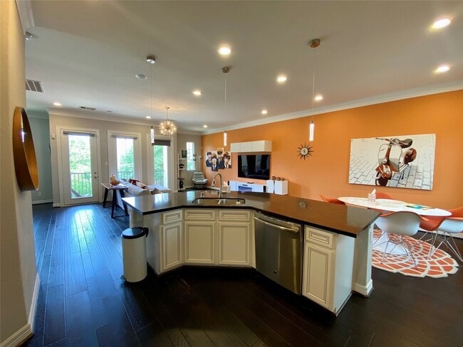 Building Photo - 12279 Oxford Cres Cir