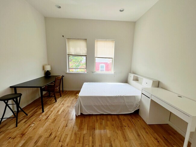 Foto del edificio - 425 N Holly St