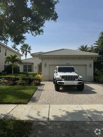 Building Photo - 12476 Aviles Cir