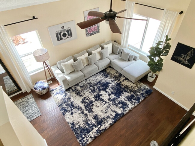 Building Photo - 1825 Sierra Highlands Dr