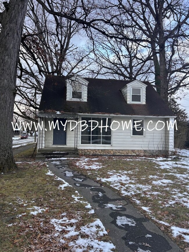 Building Photo - 4336 Spatz Ave