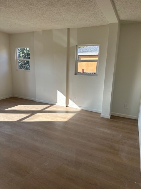 sala de estar - 637 W 41st St