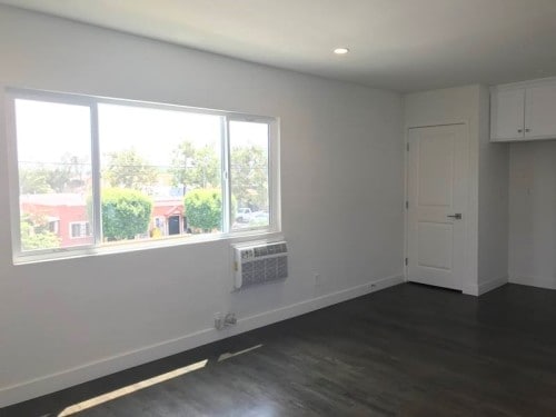 Building Photo - 3853 Montclair St